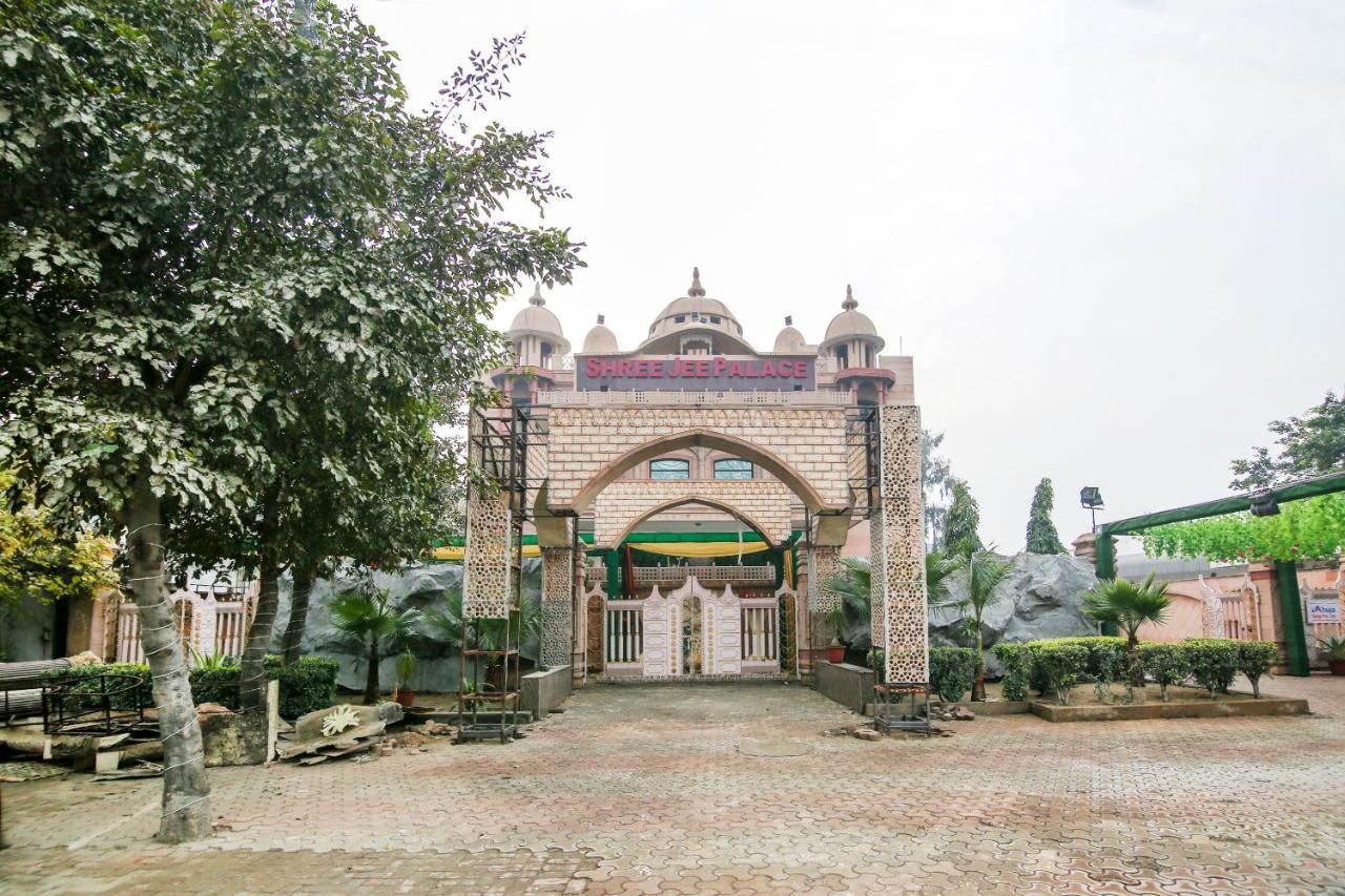 Capital O 68148 Hotel Shree Jee Palace Ghaziabad Esterno foto